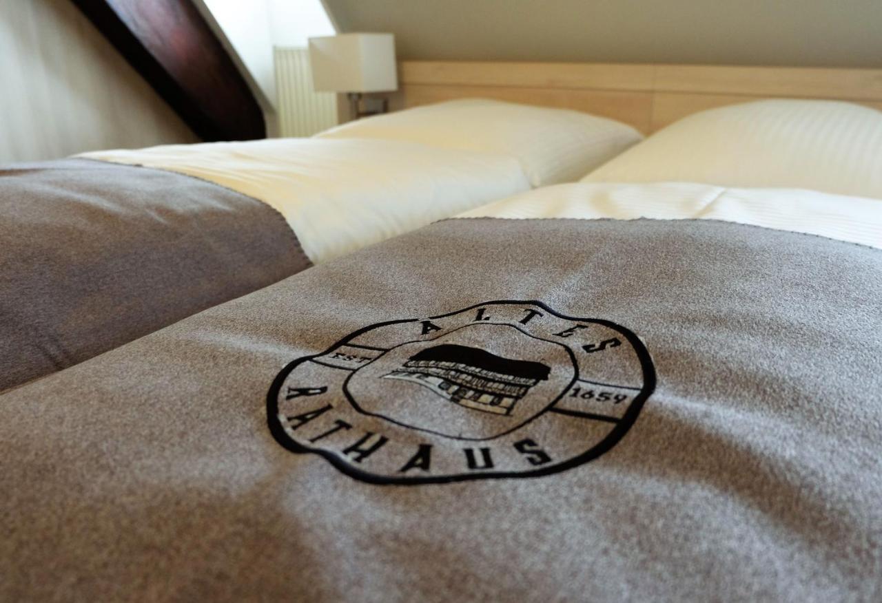 Altes Rathaus Hotel-Restaurant-Cafe Wolfhagen Eksteriør bilde