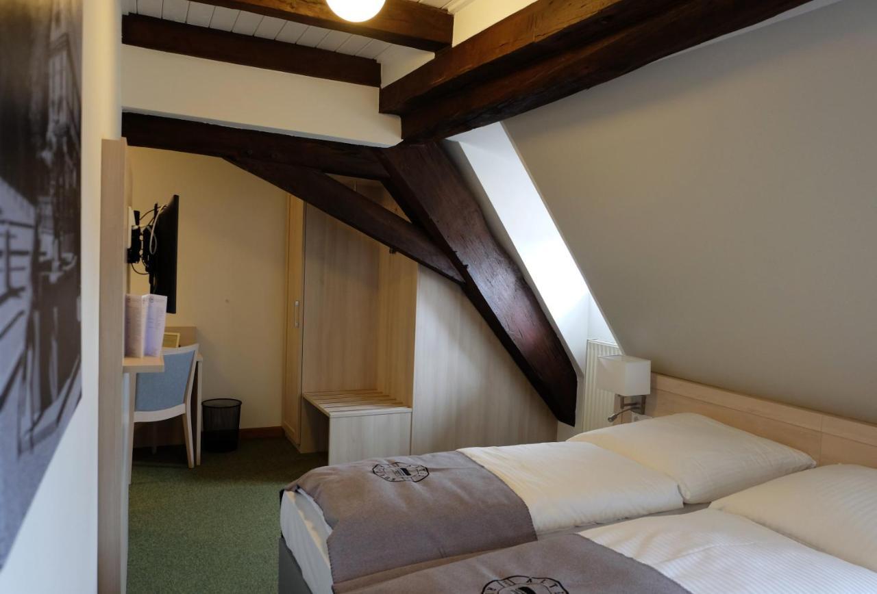 Altes Rathaus Hotel-Restaurant-Cafe Wolfhagen Eksteriør bilde